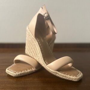 Nude Espadrilles Wedges - Platform Ankle
Straps Sandals - Nude & Natural - 8